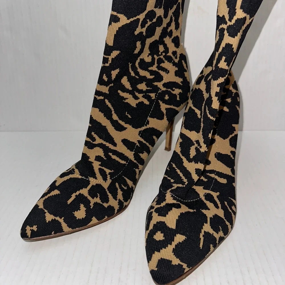 Louise et Cie Silvya Leopard‎ Print Sock Booties 8M Knit Pointed Toe Stiletto